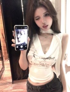 GUZILIAN | Retro American Print Halter Neck Short Sleeve T-Shirt Women Summer Mini Sweet Spicy French Sleeveless Vest Hanging Neck Top