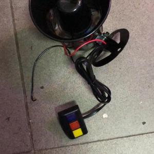 ลำโพงตำรวจ 3 โทนติดรถยนต์ 12v ลำโพง 3 โทน รถยนต์ไฟฟ้า มอเตอร์ไซค์ ลำโพงหลายโทน ลำโพงเสียงดังสุด 30w ดัดแปลง