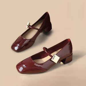 รองเท้าส้นหนา Mary Janes สำหรับผู้หญิง ทรงหัวเหลี่ยม พื้นยาง กันลื่น ฤดูใบไม้ร่วง 2024 รองเท้าส้นหนา ทรงหัวเหลี่ยม สีสันสดใส รองเท้าส้นแบนแบบสวมสบาย