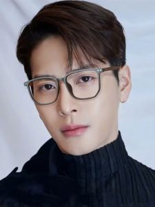 กันแสงแดด ใหม่ แว่นตากันแดด ของ กรอบทรงเหลี่ยม ไล่โทนสีป้องกันรังสี แฟชั่นเรโทร สำหรับผู้หญิง