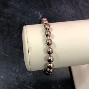 สร้อยข้อมือโรเดียมเม็ดกลมเงา แบบสวม เส้นผ่านศูนย์กลาง 6 ซม. เครื่องปรับชาวร็อค เท่ ใส่ได้ทั้งชายและหญิง