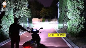 Đèn pha led siêu sáng chân H4 dùng Yamaha PG1