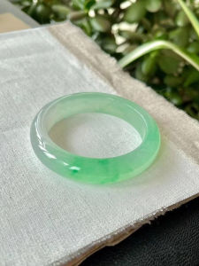 Myanmar Ice Jade Sweet Green Turquoise Bracelet Glass Type Ice through Floating Flower Full Yang Green Jade Bracelet