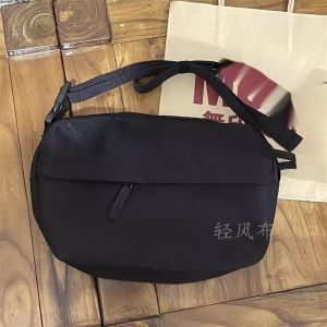 กระเป๋าสะพายข้างแบบสะพายข้างความจุขนาดใหญ่สไตล์ฮาราจูกุสำหรับนักเรียน กระเป๋าคาดเอวแบบลำลอง กระเป๋าสะพายข้างแบบลำลอง