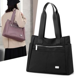 Oxford Cloth Large Capacity Shoulder Bag for Travel and Business Womens Fashion Trendy Lightweight Handbag with Zipper
