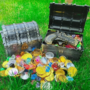 WOWEIAOKUANG | Pirate Treasure Chest Gemstone Toy