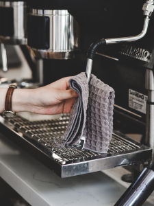 Baristas Special Towel Coffee Shop Bar Counter Absorbent Non-shedding Cleaning Cloth White Small Square for Coffee Machine