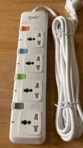 Ổ Cắm Điện Comet CESG2405 – 4 Ổ Đa Năng Dây 5m An Toàn Tuyệt Đối Cho Gia Đình Bạn