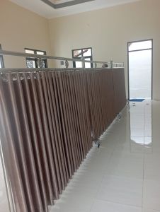 GORDEN SEKATAN PEMISAH RUANGAN POLOS BLACKOUT IMPORT