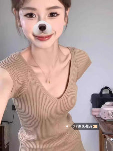 Áo Thun Nữ Dáng Ôm Cổ Chữ V Dài Tay Thường Ngày Mùa Thu Đông Màu Trơn Tay Lửng Áo Len Tay Lỡ Thường Ngày