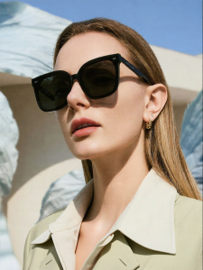 HELEN KELLER | Polarized UV Protection Sunglasses