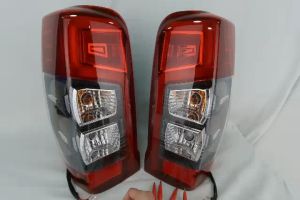 [READY STOCK] Mitsubishi Triton 2020 High Spec Rear Tail Light Tail Lamp Lampu Belakang (With Light Bar)