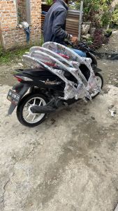 tiang ayunan bayi