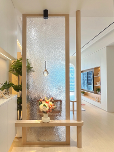 Nordic Simple Original Wood Wind Solid Wood Entrance Door Creative Hall Screen Longhong Glass Hall Partition Living Room