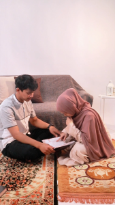 quran pertama di indonesia alquran latin terjemah lengkap 30 juz hafalan super mudah dengan 8 blok 2 warna dalam 1 halaman tajwid warna dilengkapi kolom murajaah ALQOSBAH MAJU MANDIRI SUKAMAJU paket parcel wakaf promo ramadhan