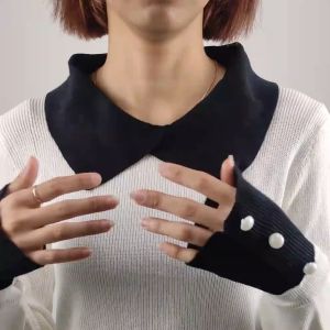 Blouse Wanita Berkerah Bahan Rajut Knitwear Long Sleeve Sweater / Baju Rajut Lengan Panjang Aksen Kancing Cewek SE P373