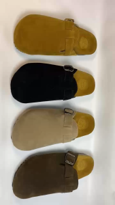 Sandal Pria Casual Slop Sandal Clogs Suide