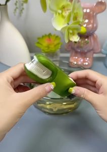 3 In 1 แปรงล้าง - ที่ล้างฝาแก้วน้ำ อเนกประสงค์ หมุนได้ ปลีก/ส่ง EASYHOME E911":