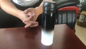 Bình giữ nhiệt học sinh Inox 304 Fashion màu loang dung tích 450ml Nằp gài khoá có phếu uống nước dễ dàng