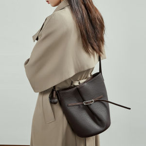 BeeGreen Women Genuine Leather Shoulder Bag Fashion Bucket Bag Elegant Commuter Underarm Bag Versatile Crossbody Bag