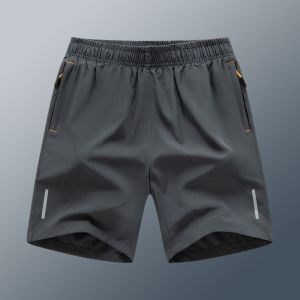 กางเกงขาสั้นแถบสะท้อนแสง2 กระเป๋าซิป ลำลองผู้ชาย เอวยืดใส่สบายผ้าน้ำแข็งนุ่มนิ่ม (J1)