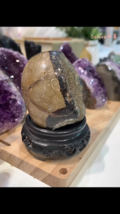 Natural Mineral: Chlorastrolite ("Turtle-Back" Pattern Stone) 🐢天然龟背石 Turtle Back Stone  寓意🧧福气&长寿🧓🏻👵🏻Crystals carved or shaped with a turtle shell-like pattern.