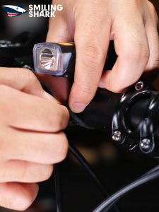 Smiling Shark QXD404 Bright bicycle lights LED Bicycle lights High Capacity Battery 4Mode Type-c Rechargeable Waterproof outdoor Ride at night