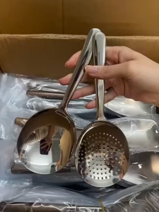 4PCS High-quality Stainless Steel Ladle Set Large Thickened Soup Ladle Stirring Serving Draining Frying Spatula Spoons
