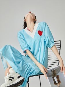 Summer New Loose Casual Embroidered Heart V-neck Splice T-shirt Dress Sky Blue Womens Fashion Straight Tube Dress