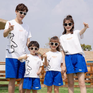 Fashionable Summer Short Sleeve Family Matching T-Shirts Parent-Child Clothing Set Trendy Street Style Four-Person Ensemble