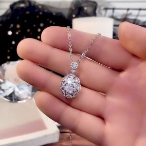 Huitan Aesthetic Bridal Wedding Pendant Necklace with Brilliant Cubic Zirconia Temperament Womens Necklace Chain Trendy Jewelry