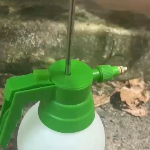 Croject 2L Multi-Purpose Pressure Sprayer Hand Pump Water Spray Bottle Gardening Tool