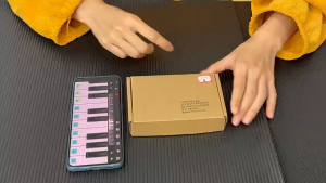 [COD+Ready ship] Cell Phone Auto Screen Clicker USB Interface Fast Click Screen Tapper Electric Physical Auto Clicker Tapper Liker Smart Phone  For TikTok Youtube Video Live Streaming App For iPad Air Mini iOS iPhone Samsung Android Tablets XIAOMI Redmi