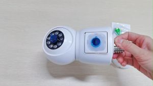 Hamrol 4K 8MP E27 Dual Lens Light Bulb PTZ WIFI Camera Two Way Audio Indoor Home Wireless Camera Network Remote CCTV iCsee