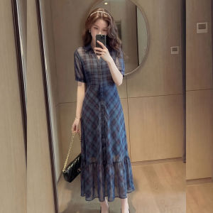 YIKEMAI | V-neck Short Sleeve Waist-tightening French Style Audrey Hepburn Blue Check Dress Plus Size