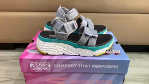 Giày Sandal Skechers Max Cushioning Slay cho nữ - Style no - 140120 màu ghi viền xanh đế cao 4cm hàng Real của nhà máy Việt Nam sản xuất cho hãng full box xịn sò giá bình dân