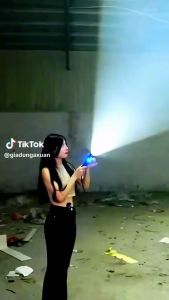 Đèn pin cầm tay siêu sáng LX-Pro3 đèn pin chiếu vỏ hợp kim công suât lớn chiếu xa 500m