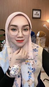 Kerudung Segi Empat Motif Terbaru 2023 - Voal Lembut dan Mudah Dibentuk - Ukuran 110x110 - Motif Nagita Slavina (DEENAY KW)