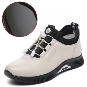 SHIPAILUO | Leather Mom Casual Shoes Comfortable Sports Walking Shoes Anti-slip Spring New Style Middle-aged Women Flat Heel Travel Sneakers