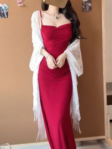 Wo Tion | Delicate Sheer Lace Knit Tassel Shawl