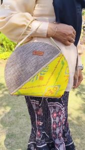 UwaisGen Tas Selempang Wanita Basma Bag Goni Endek Etnik Bali Handmade