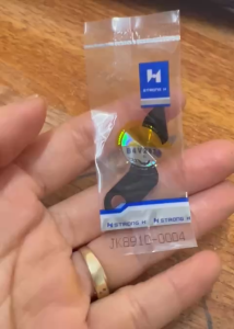 Dao yếm dao JK8910-0004 strongh tem vàng sử dụng cho máy may 1 kim công nghiệp (GIÁ 1 CÁI)