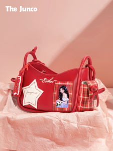 The Junco | Fan Gift Support Shoulder Bag Small Pomegranate Red