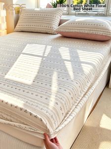 Kiss Dear | Floral Cotton Dustproof Slip-resistant Bed Sheet
