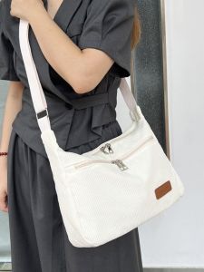 Fashionable Large Capacity Dumpling Design Bag: A Must-Have Commuter & College Student Handbag