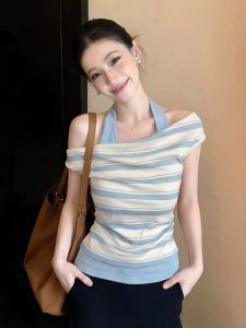 Loowmane | Unique Attractive Women T-Shirt