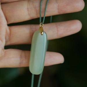 1974 - Plain brand sapphire pendant with gold buckle and Hetian jade no matter brand small green striped jade pendant jade pendant womens safe buckle necklace
