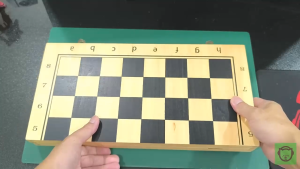 Professional Wooden Chess Set Competition Wood Chess Board 39 X 39 cm