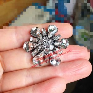 Nút Thủy Tinh Hình Giọt Nước Màu Đỏ Xanh Lá Cây Trắng Hoa Nút Cài Áo Khoác Váy Tự Làm Nút Đính Đá Phụ Kiện May Vá