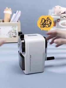 พร้อมส่งกบเหลาดินสอ รุ่นใช้มือหมุน ไม่ต้องจับดินสอเวลาเหลาลายมนุษย์อวกาศ ปรับระดับความแหลมได้3ระดับ